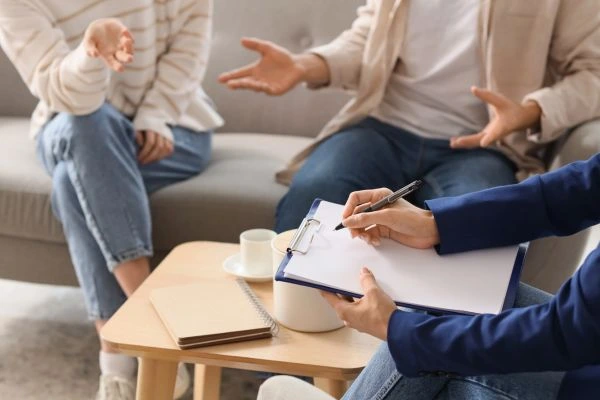 Image of divorce mediation Shrewsbury in progress.